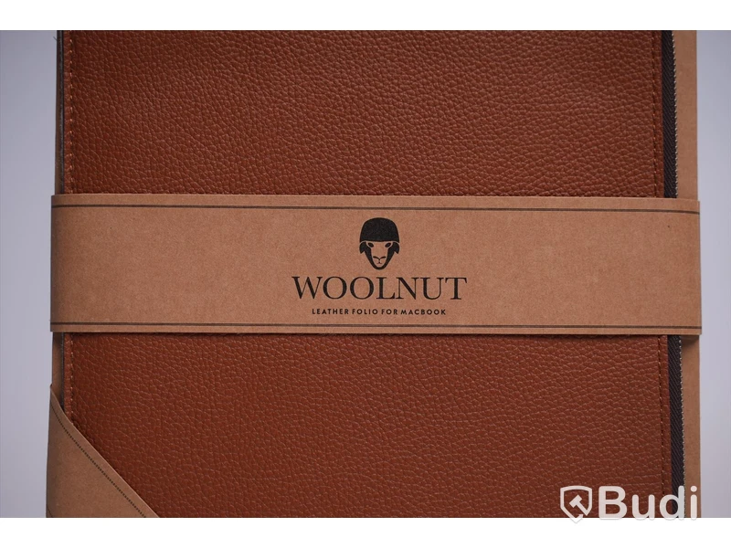 Läderfodral för MACBOOK PRO & MacBook Air / WOOLNUT / 13-INCH